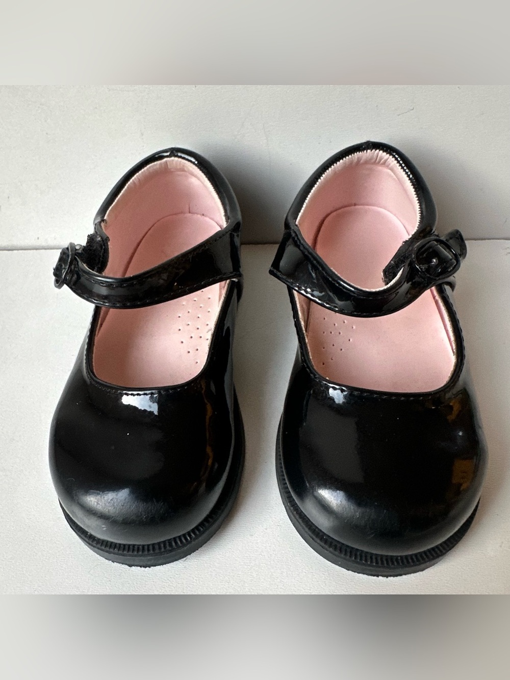 Girls Black Patent Mary Jane Dress Shoes Toddler Size 6 Hook & Loop Strap